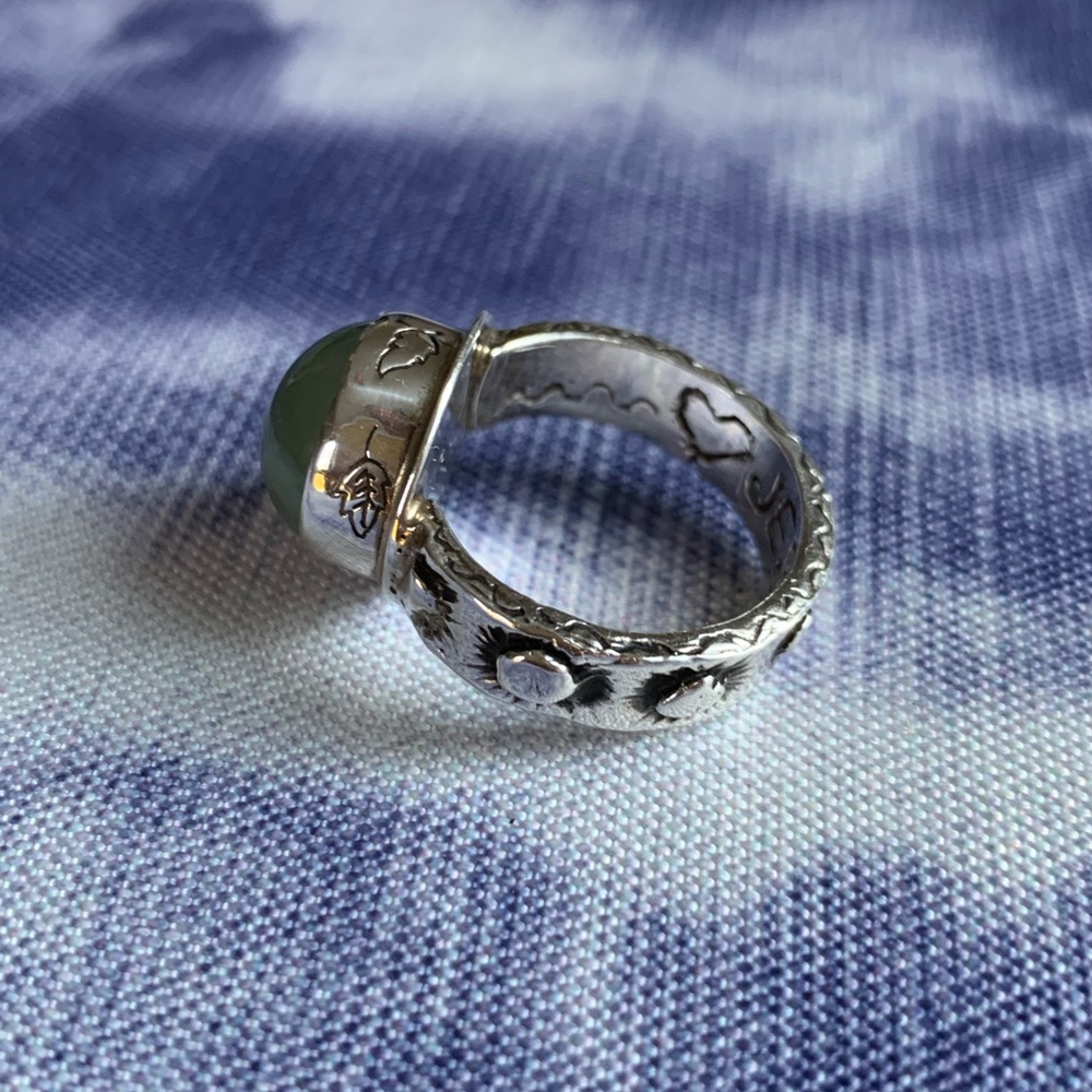 Jes Maharry Ring